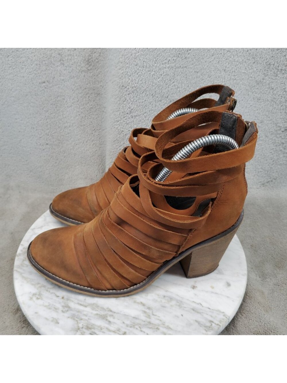 Free People Shoes Womens Size EU 39 US 8.5 Brown Leather Ankle Booties *Read*